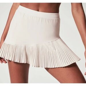 SPANX Yes Pleats Skirt